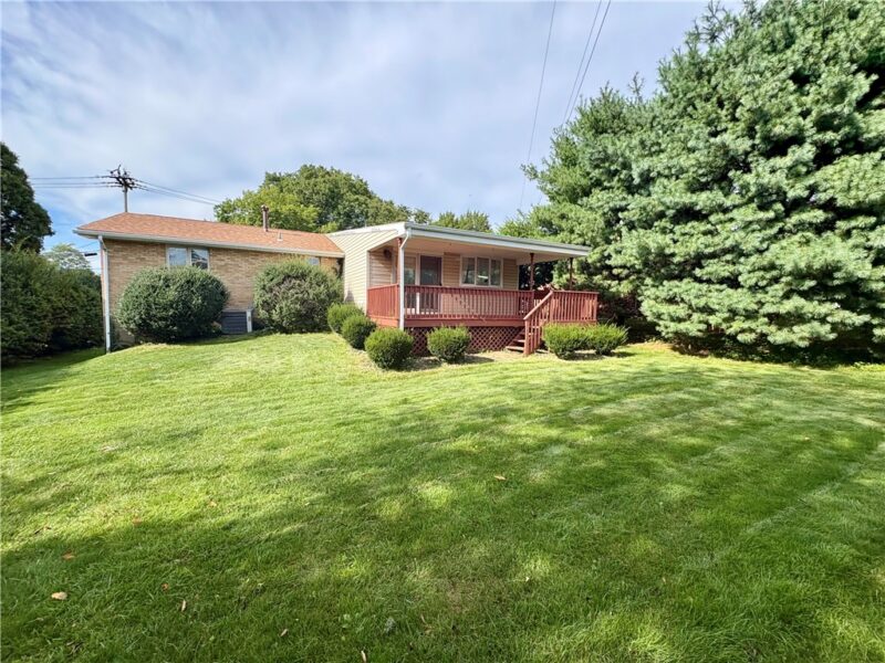 5 Fairlawn Blvd — photo 3