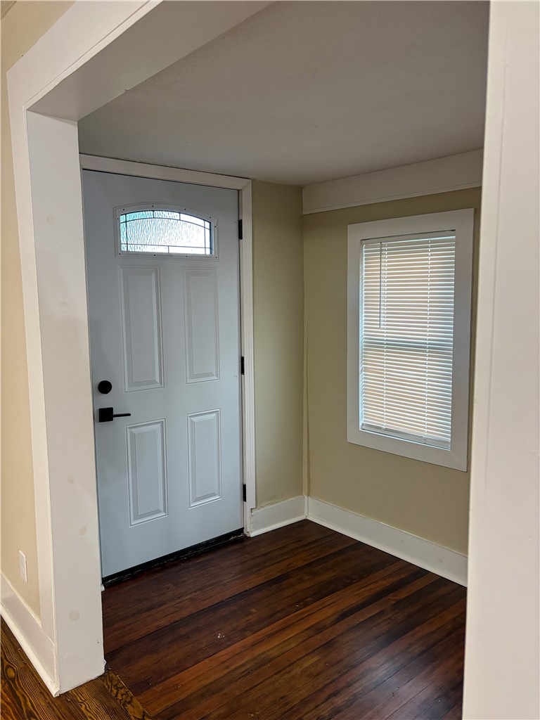 1585 Maple Dr — photo 6