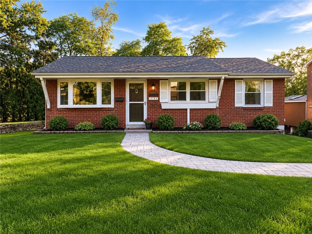 134 Connie Dr — photo 1