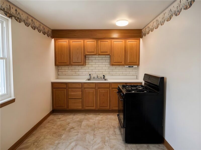 134 Connie Dr — photo 2