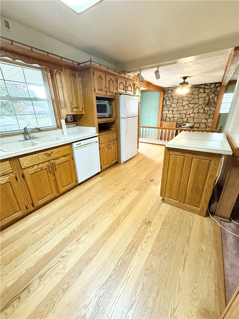 2526 Butler Logan Rd — photo 8