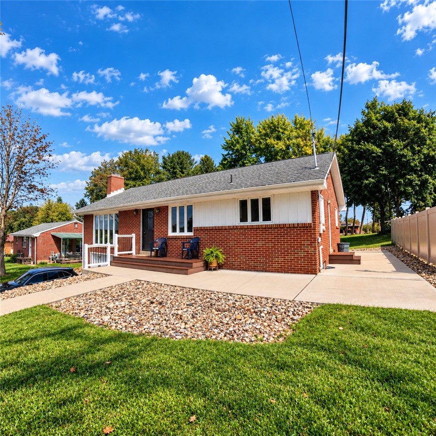 6 Greenview Dr — photo 1