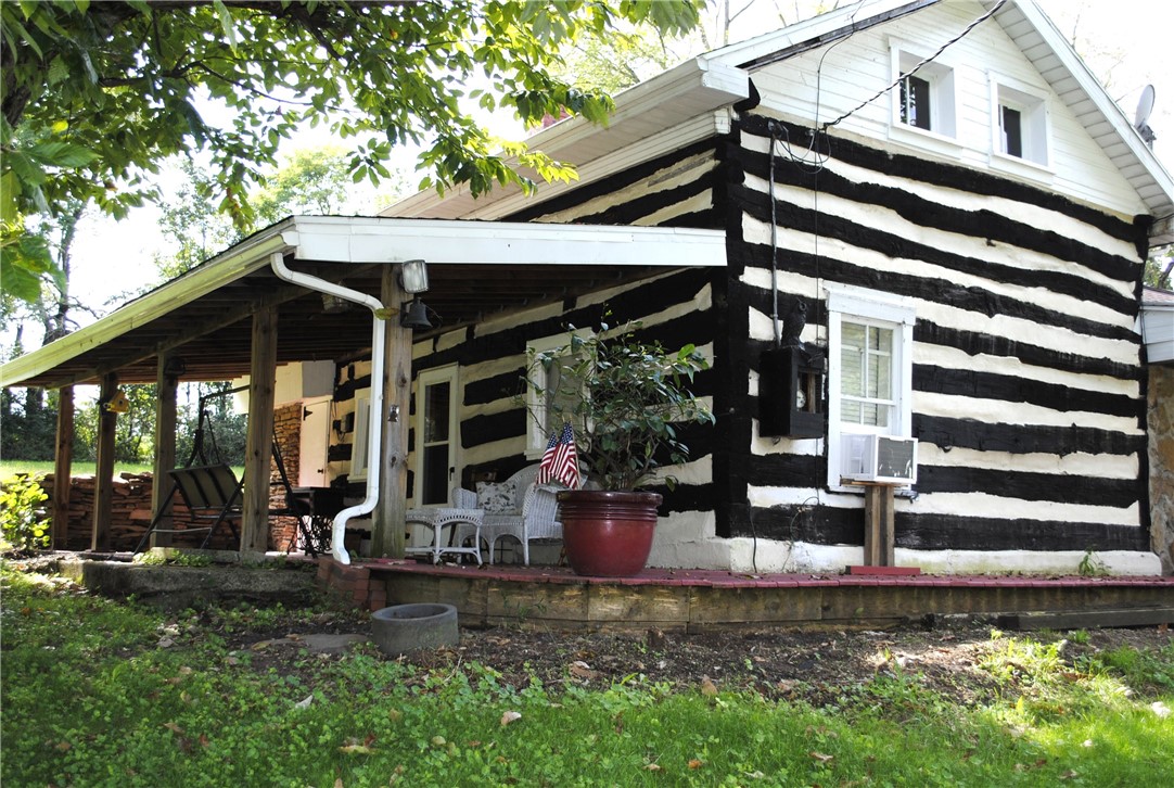 841 Pizza Barn Rd — photo 1
