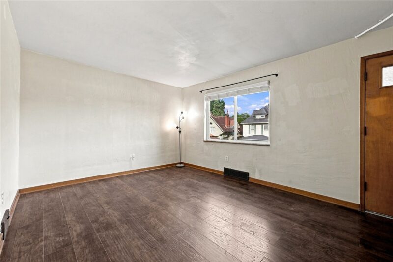 2467 WOODWARD AVENUE — photo 6