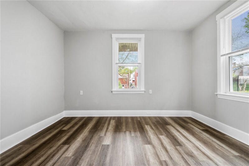 1314 Kenberma Ave — photo 7