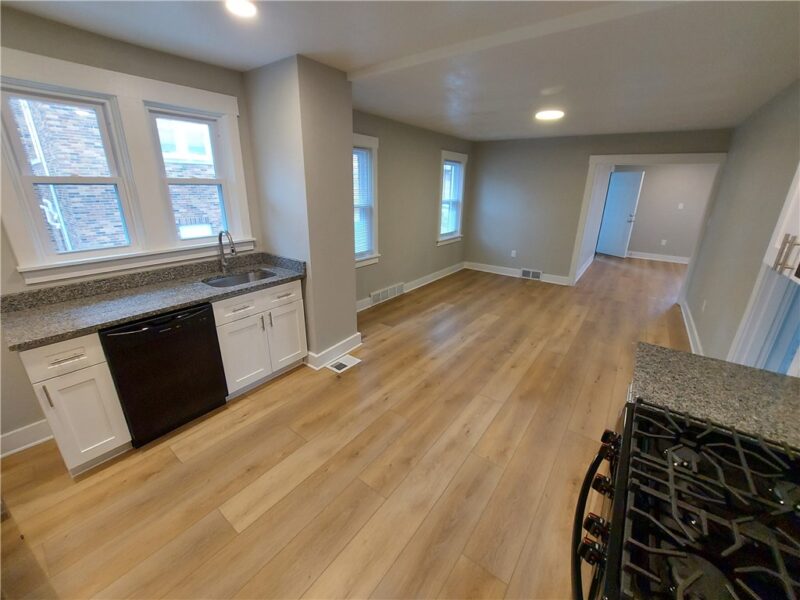 100 Catskill Ave — photo 7