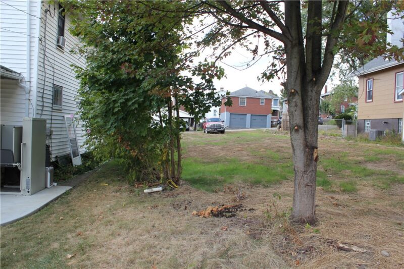 165 E Katherine Ave — photo 3