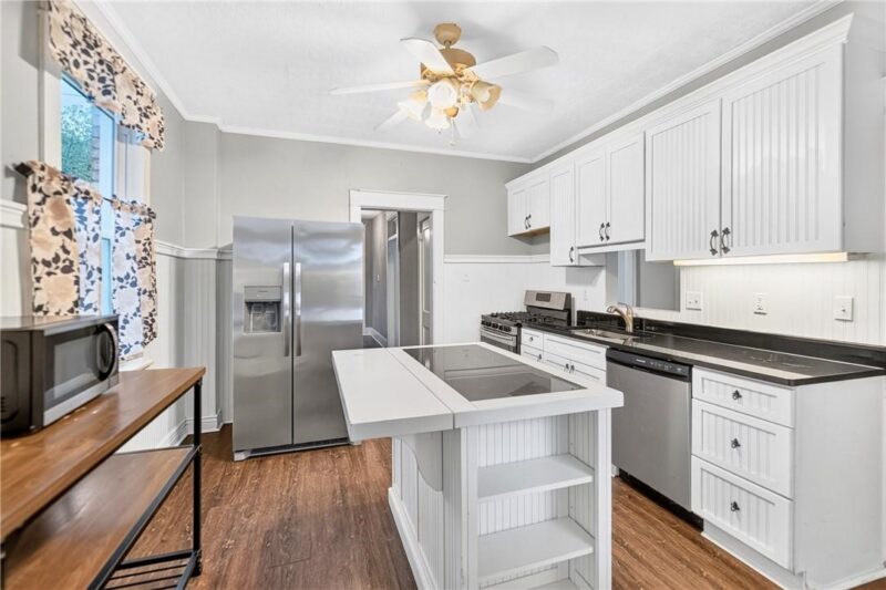 609 Pine St. — photo 7