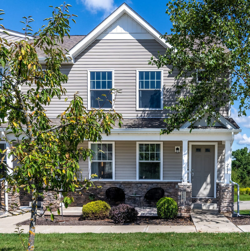 211 Spring Blossom CIRCLE — photo 3