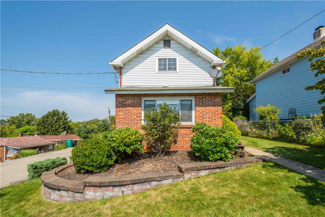 2898 Cedar Street — photo 1