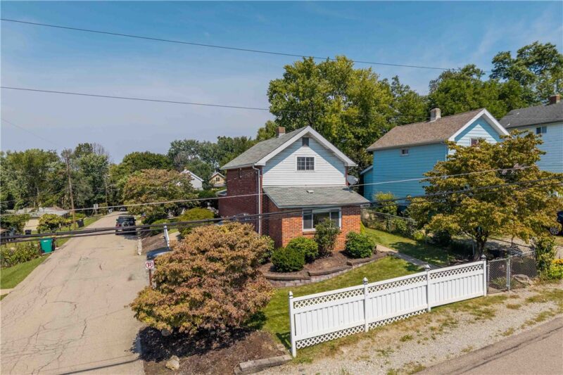 2898 Cedar Street — photo 6