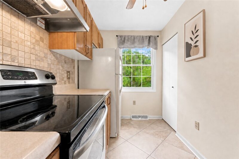 707 Tyler Dr — photo 6