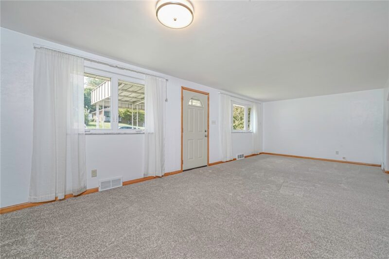 113 Philomena Dr — photo 3