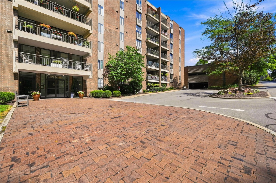 201 Grant St 508 — photo 1