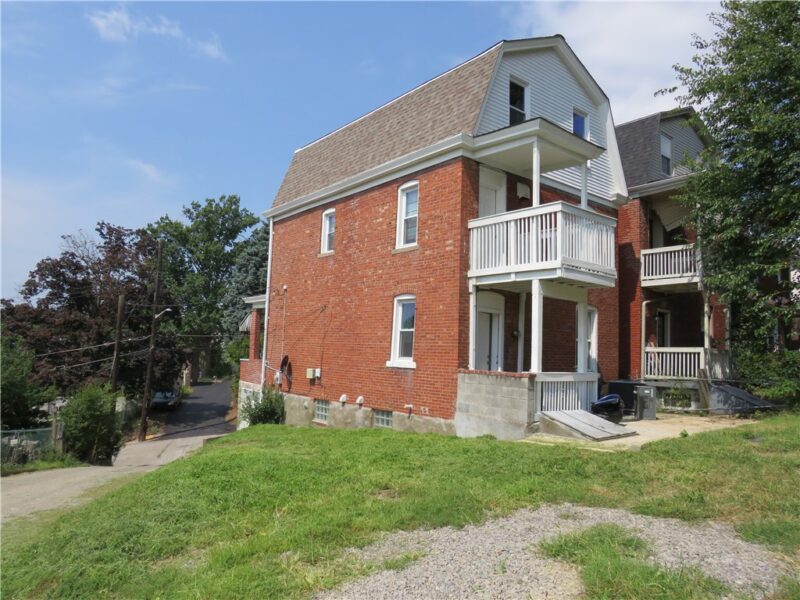 1841 Realty Ave — photo 3