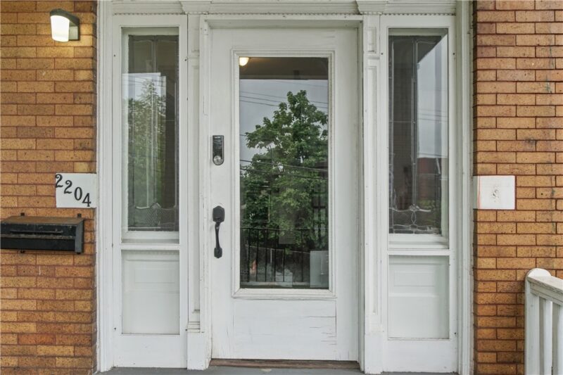 2204 Hazeldell St — photo 3
