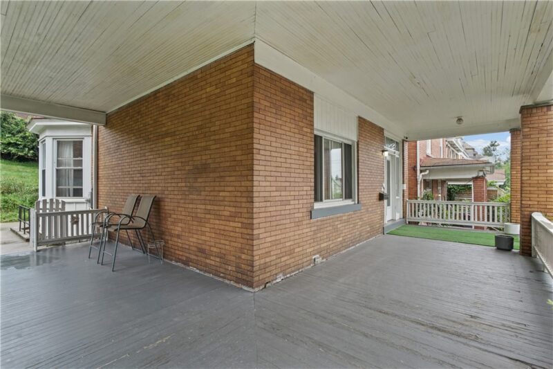 2204 Hazeldell St — photo 4