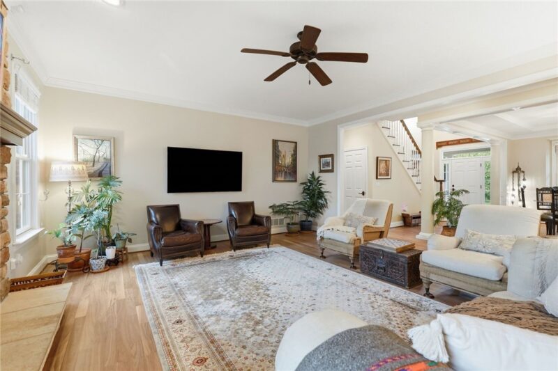 1412 Scarlett Ridge Drive — photo 5
