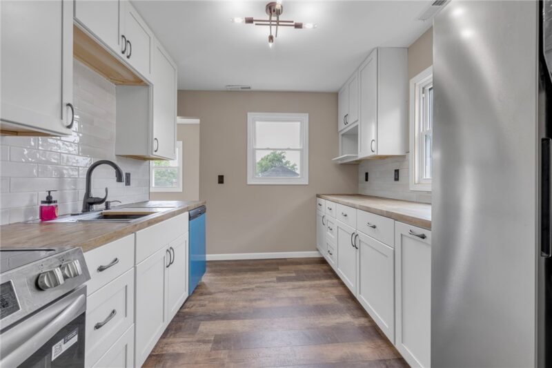 1022 Summit Ave — photo 6