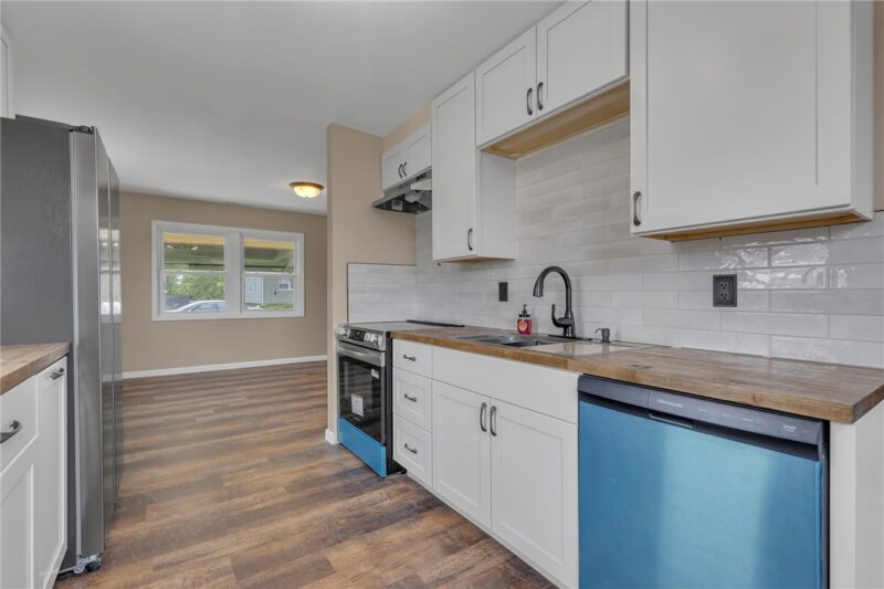 1022 Summit Ave — photo 8