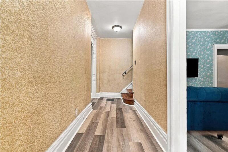 4 Verena St — photo 3