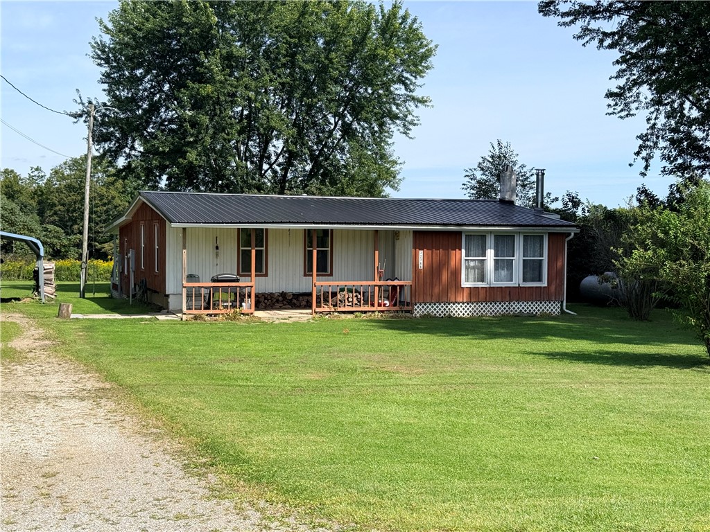 32766 Fine Rd — photo 1