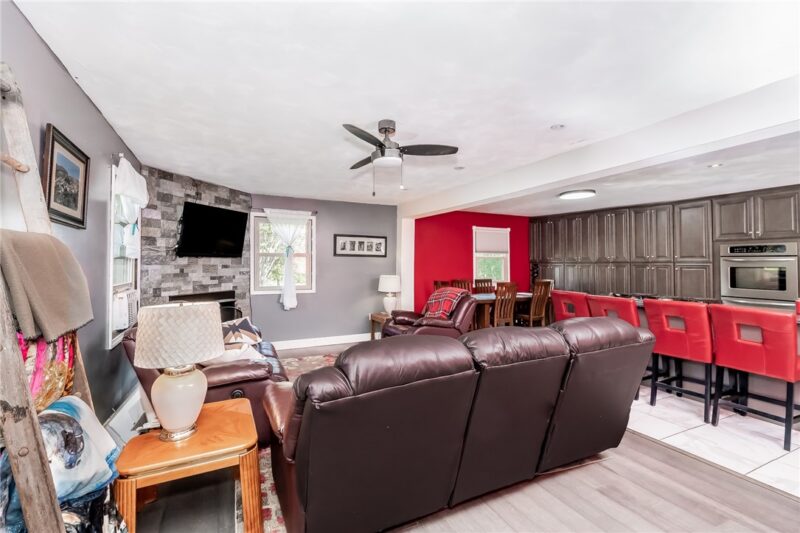 1512 Valley Rd — photo 8