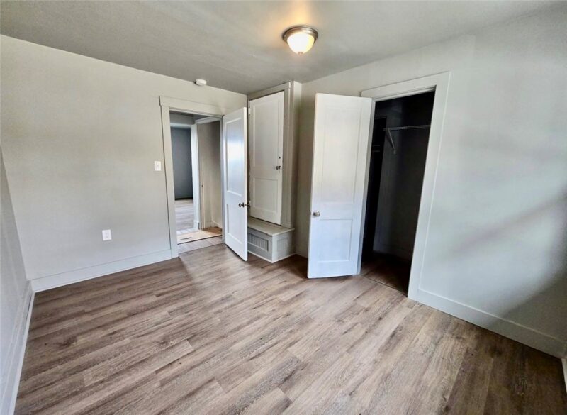 5725 Verona Rd — photo 3
