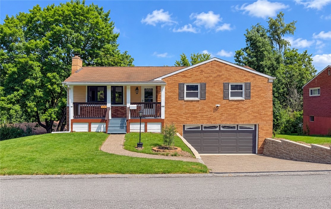 707 Riehl Dr — photo 1