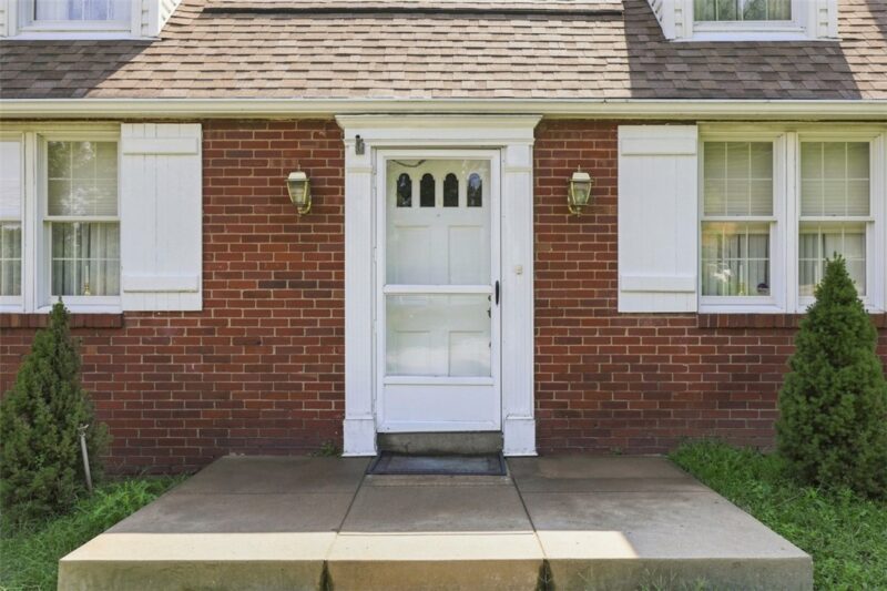 320 Mcintyre Road — photo 3