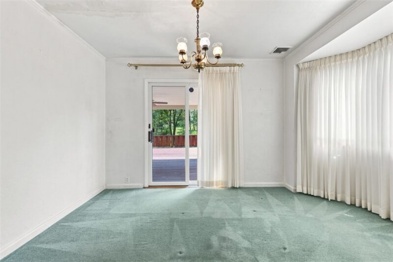 320 Mcintyre Road — photo 8