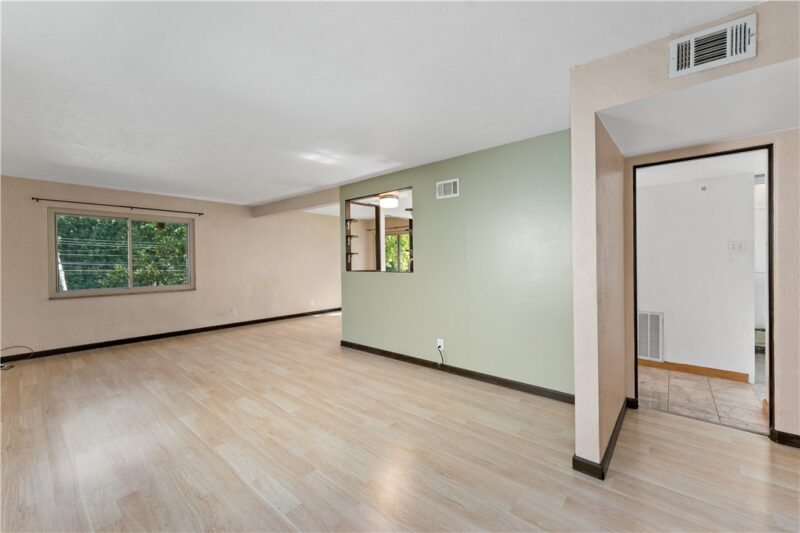 200 Elfinwild Rd — photo 4