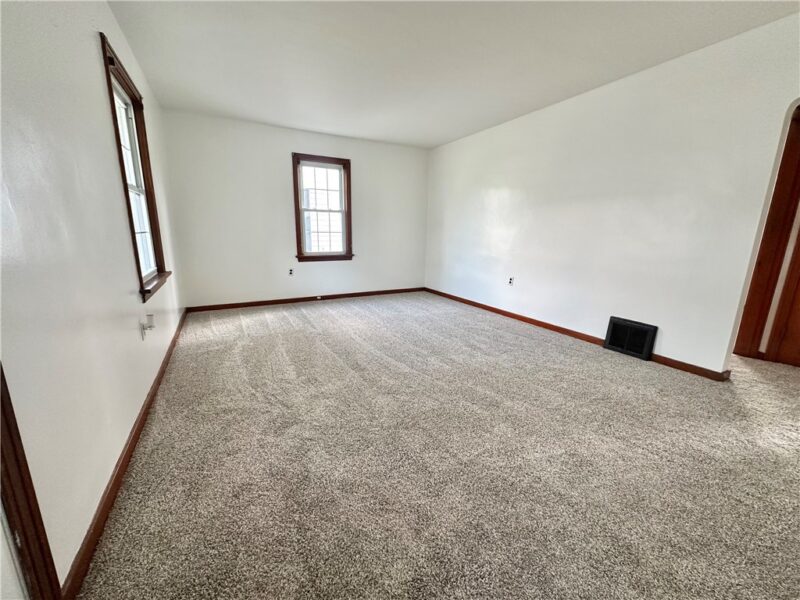 606 S 5th St — photo 3
