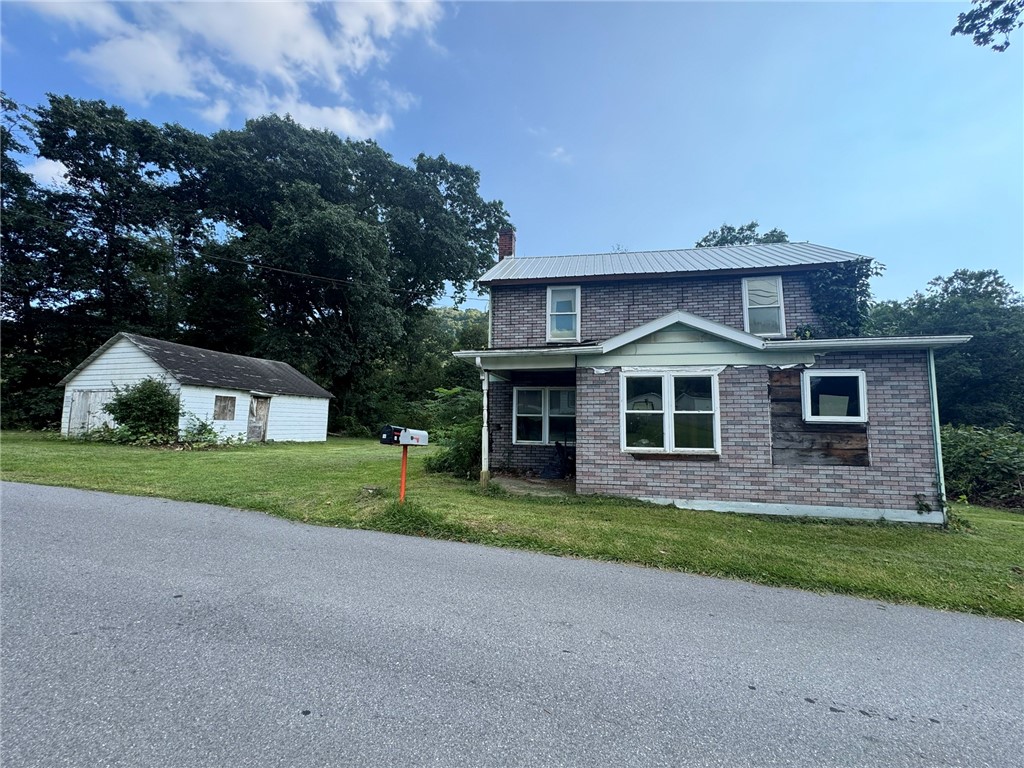 134 Caroline St — photo 1