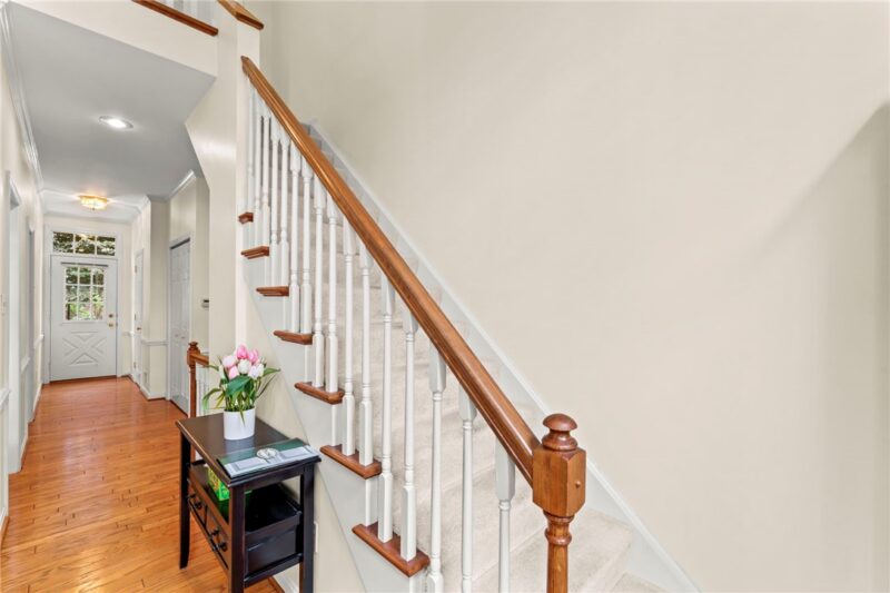 103 Bayberry Court — photo 3