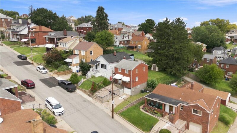 1529 Creedmoor — photo 3