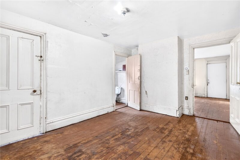 854 Suismon St — photo 8