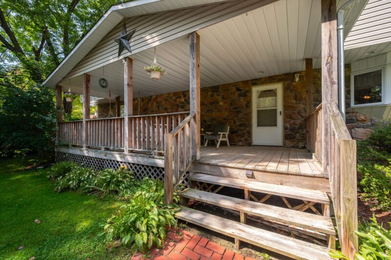 202 Quail ROAD — photo 2