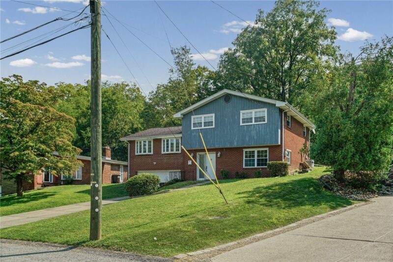 1150 Colgate Dr — photo 2