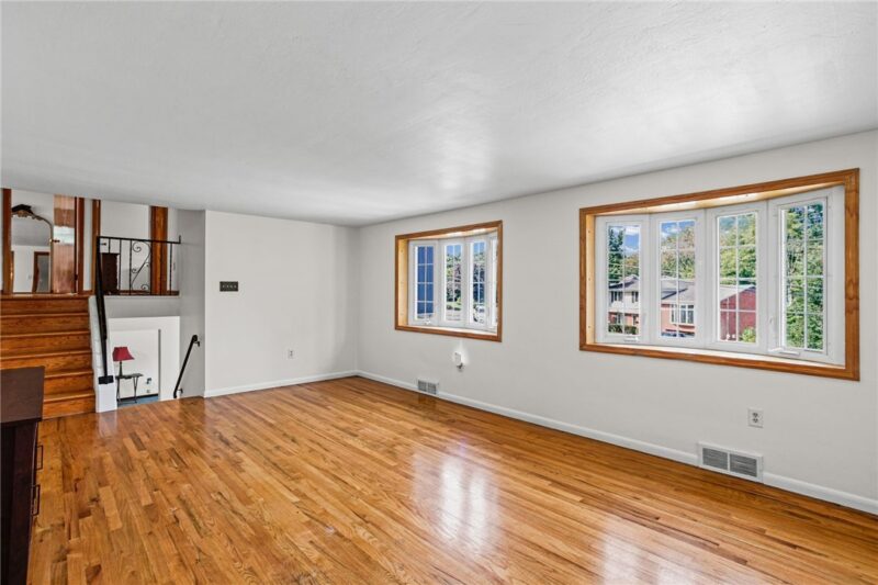 1150 Colgate Dr — photo 8