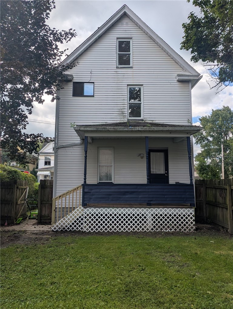 544 W Brady St — photo 2