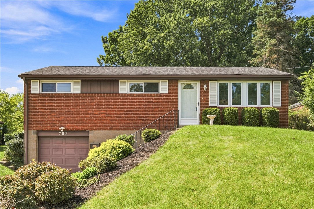 787 Lindsay Road — photo 1