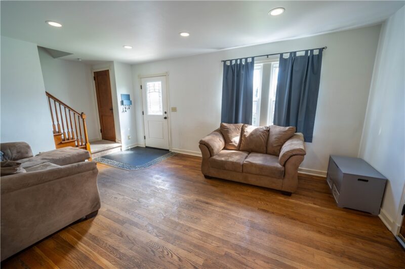 118 Clinton Ave — photo 6