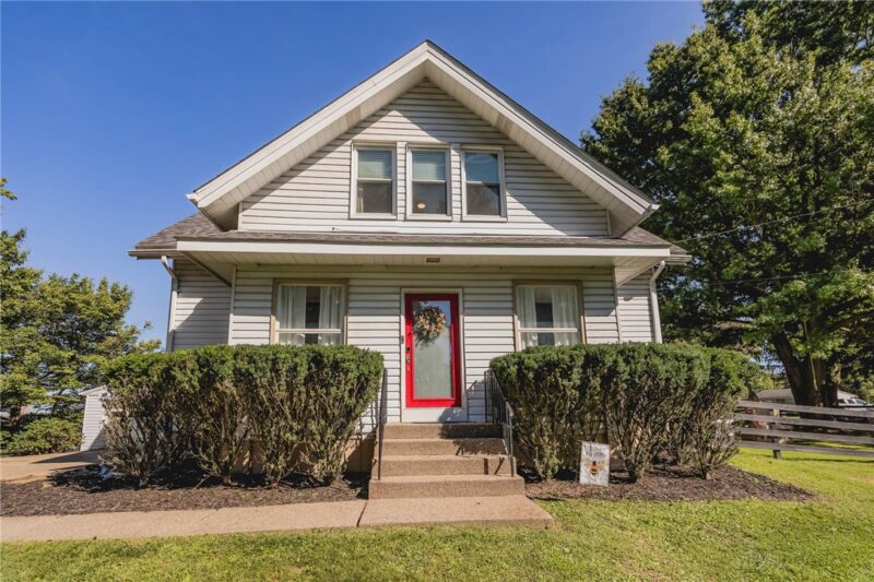 310 Almar Dr — photo 2