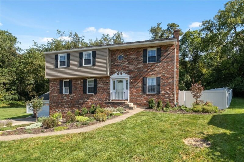 224 Lakeside Dr — photo 4