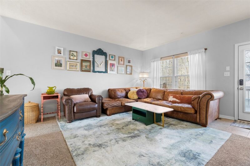 86 Kensington Drive — photo 8