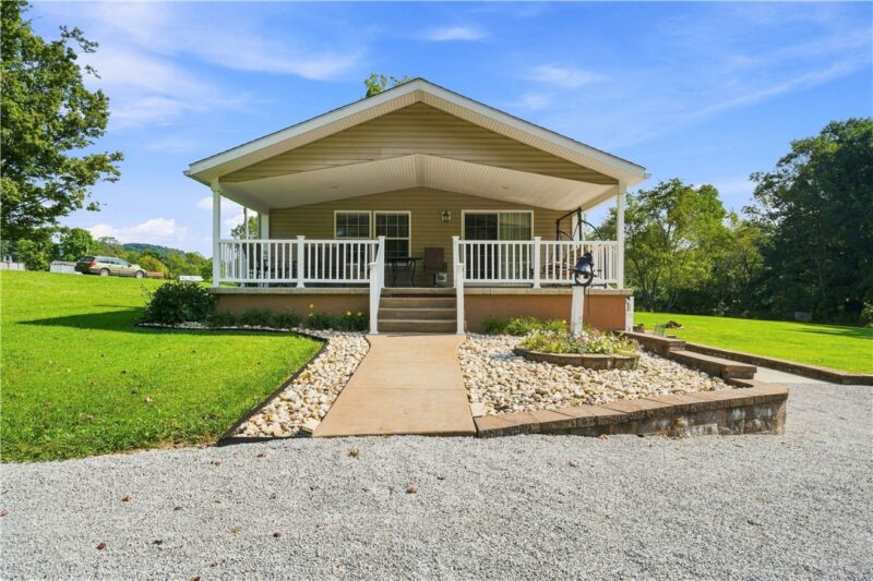 2148 Route 381 — photo 2