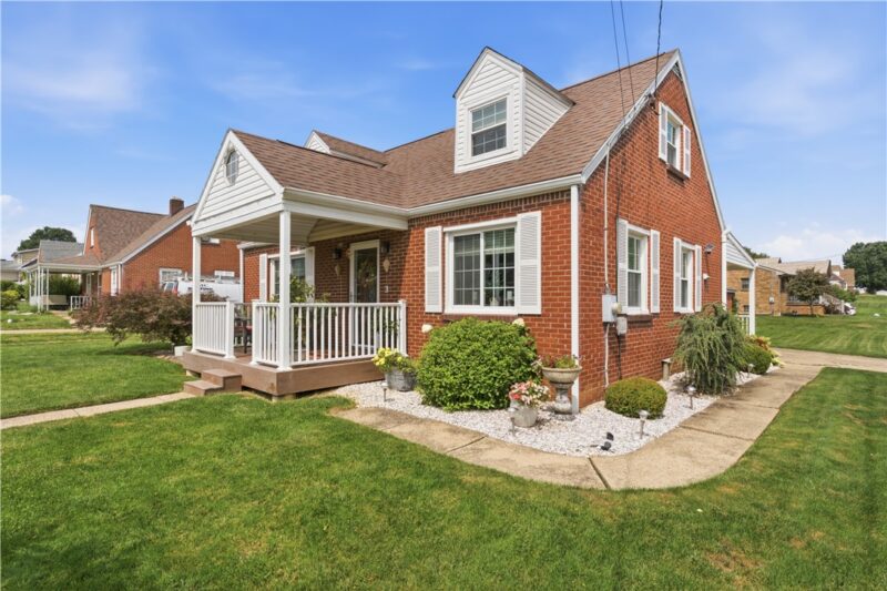 132 Allison Ave — photo 2