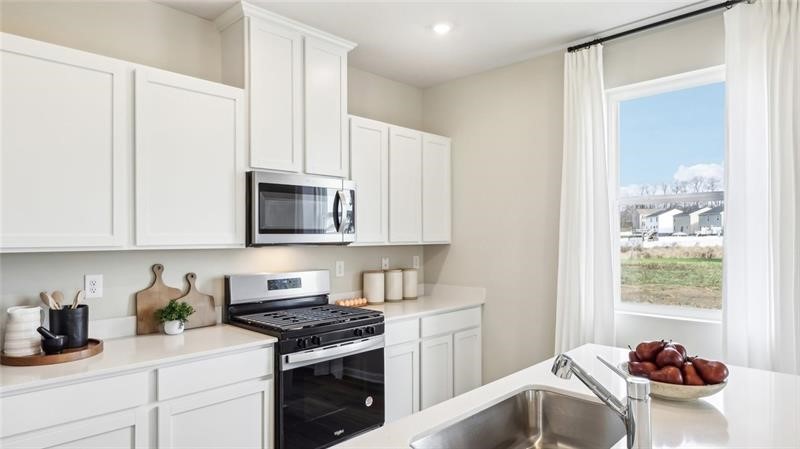 385 Leslie Farms Dr — photo 5