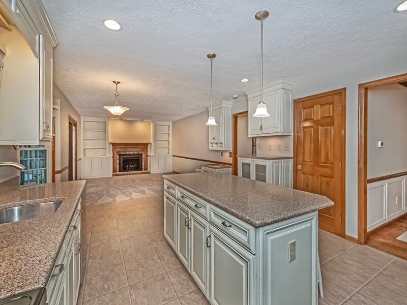 118 Bluestone DRIVE — photo 5
